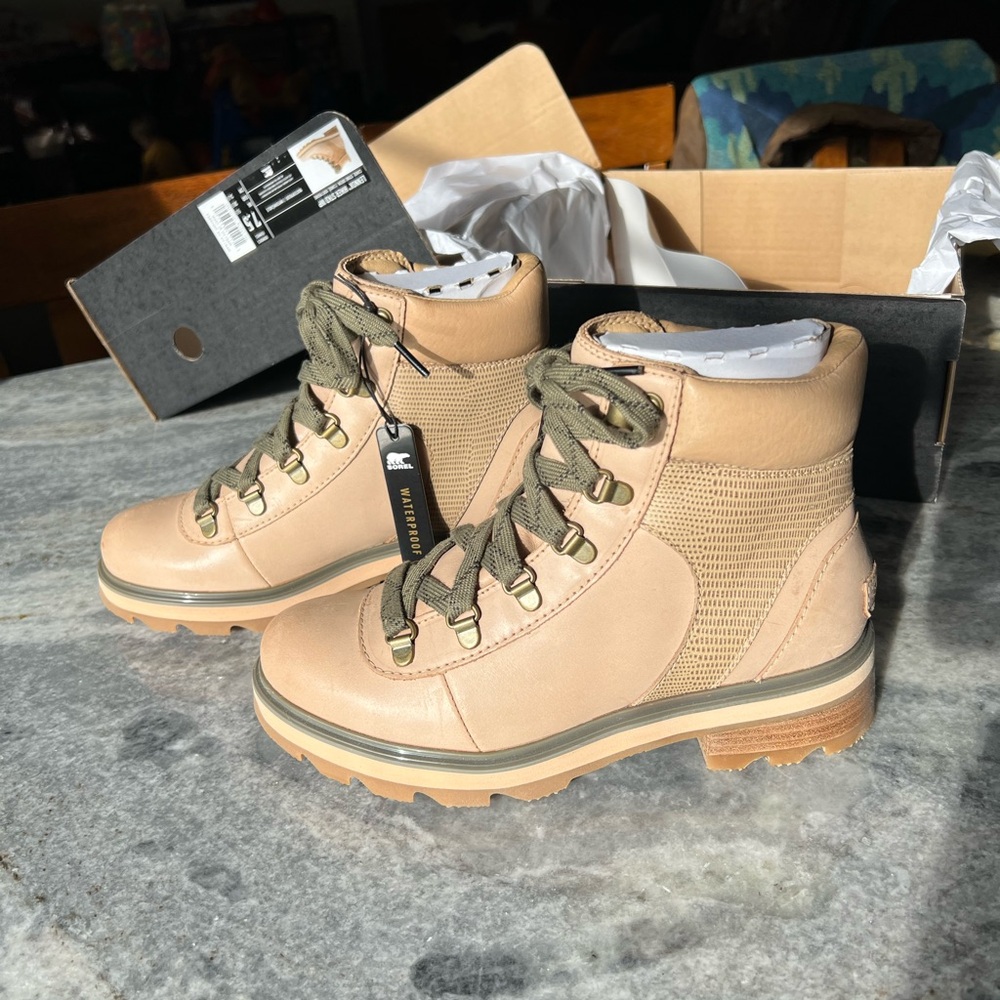 SOREL Lennox Hiker STKD Waterproof Boots size 7.5